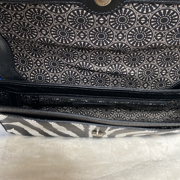 Gorgeous and exotic! Brighton Africa Stories Tarina Python Baguette Handbag. - Picture 10 of 16